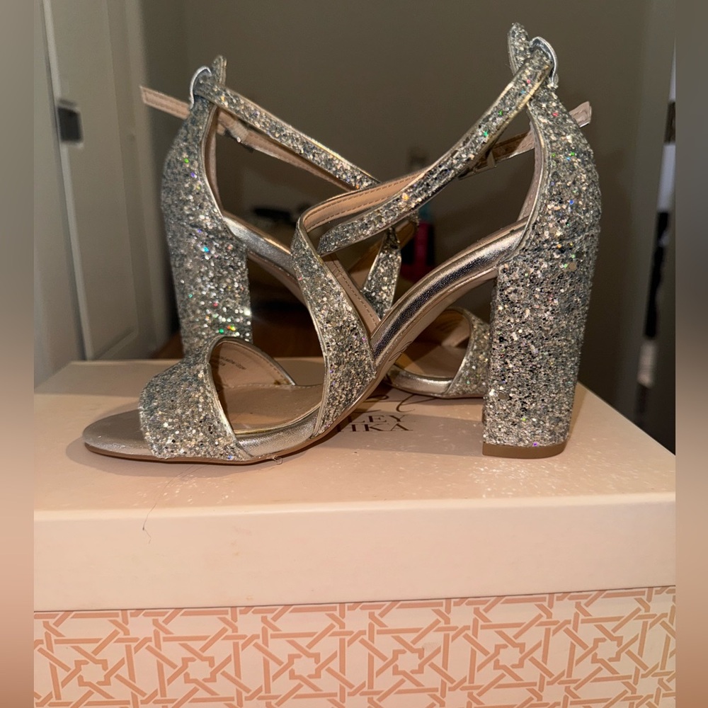 Silver Glitter Heels - Jewel Badgley Mischka